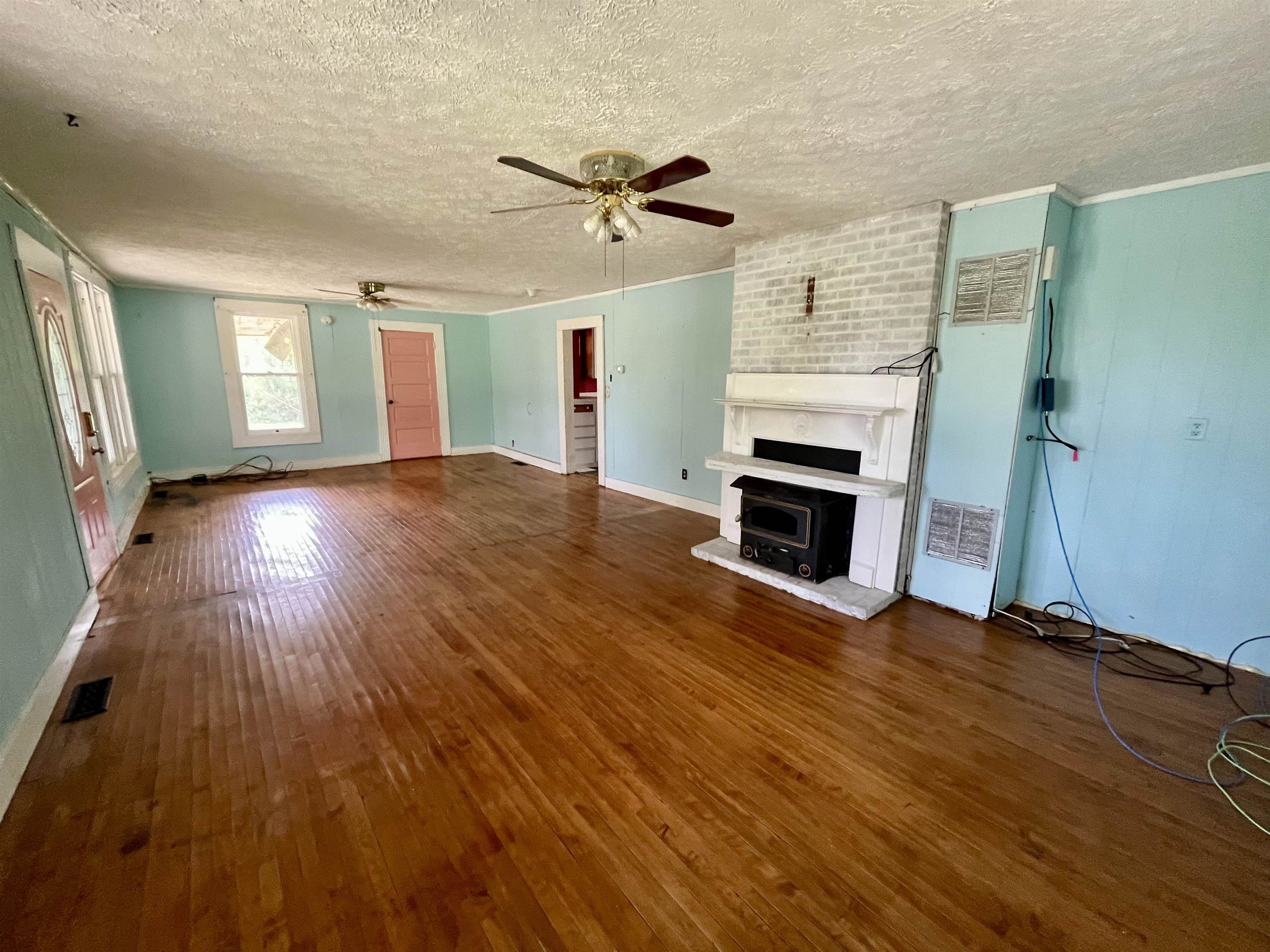 2315 ROLLING RD S, SCOTTSVILLE, Virginia 24590, 5 Bedrooms Bedrooms, ,2 BathroomsBathrooms,Residential,2315 ROLLING RD S,664324 MLS # 664324