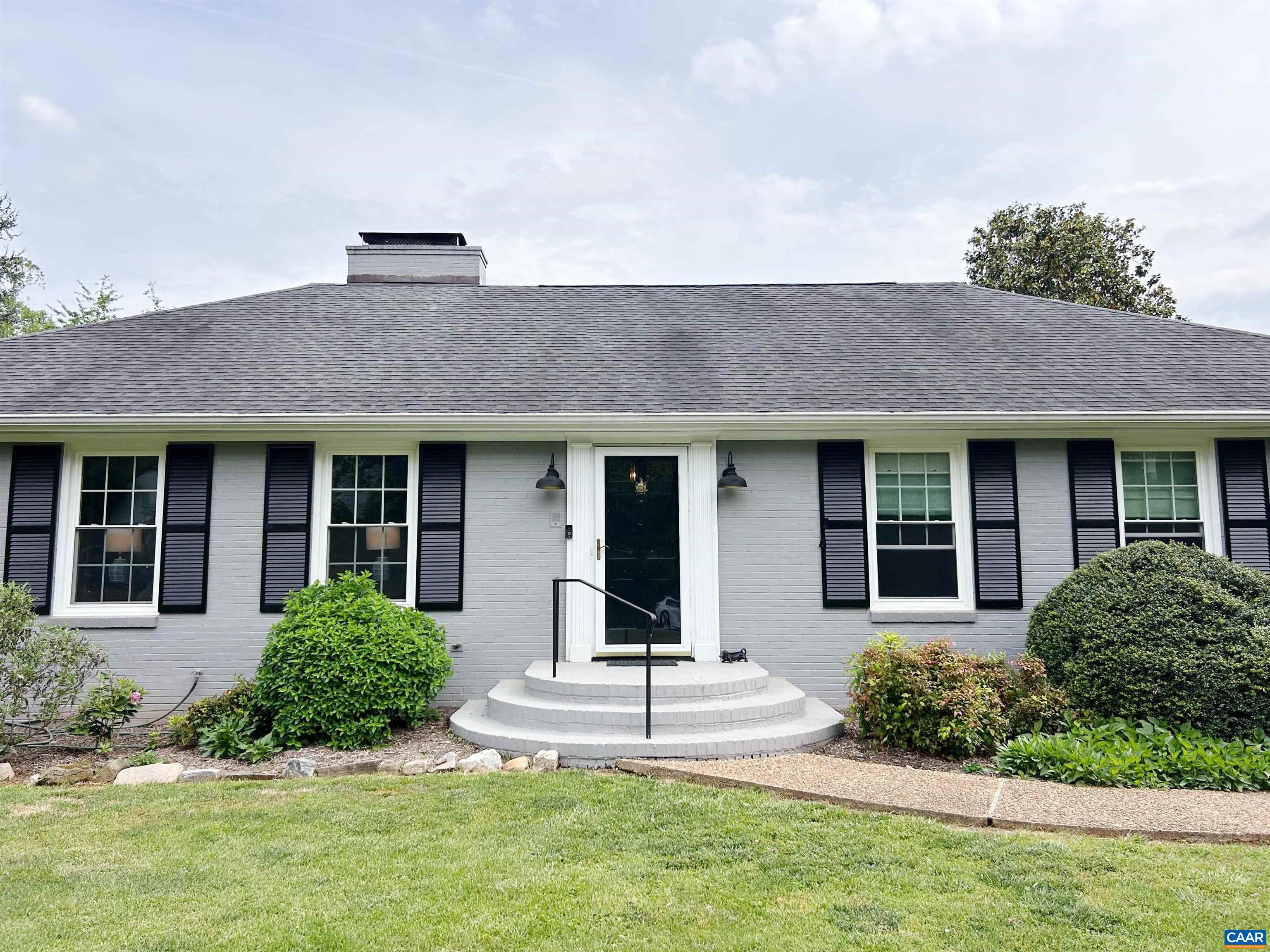 102 BOLLINGBROOK DR, CHARLOTTESVILLE, Virginia 22911, 3 Bedrooms Bedrooms, ,3 BathroomsBathrooms,Residential,102 BOLLINGBROOK DR,664326 MLS # 664326