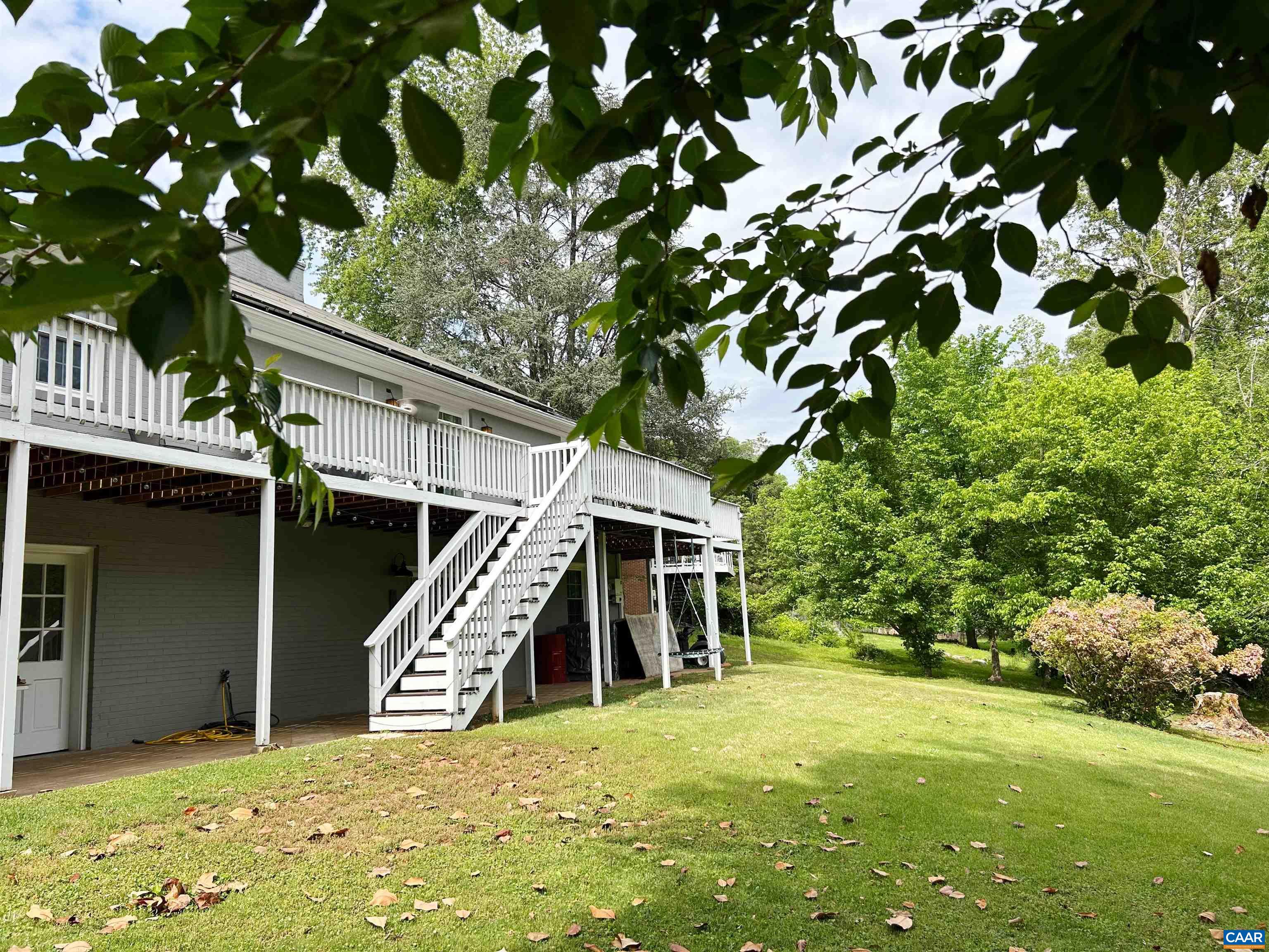 102 BOLLINGBROOK DR, CHARLOTTESVILLE, Virginia 22911, 3 Bedrooms Bedrooms, ,3 BathroomsBathrooms,Residential,102 BOLLINGBROOK DR,664326 MLS # 664326