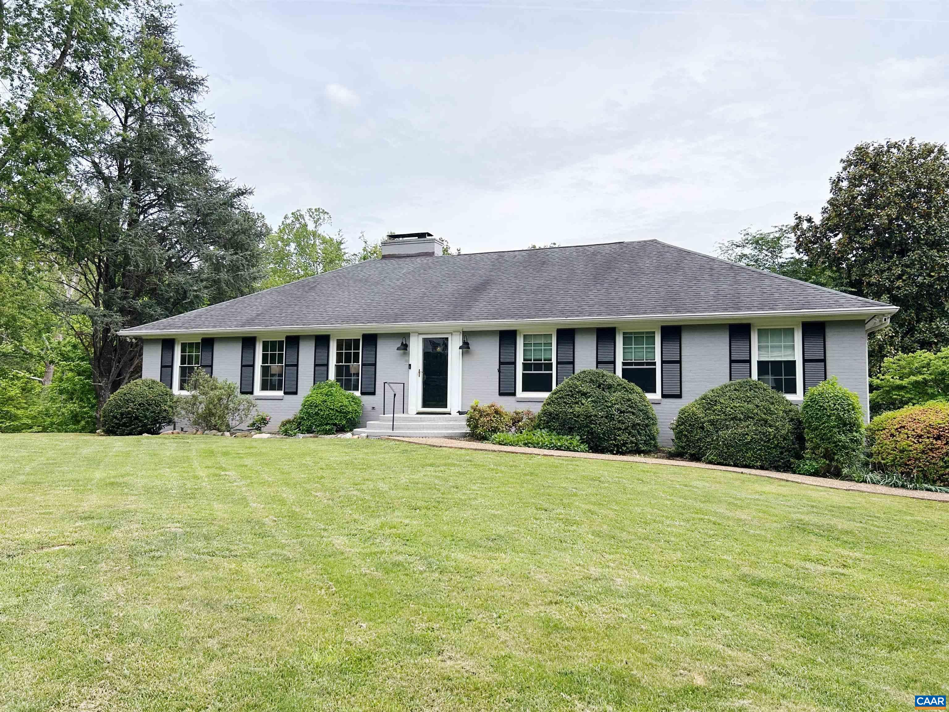 102 BOLLINGBROOK DR, CHARLOTTESVILLE, Virginia 22911, 3 Bedrooms Bedrooms, ,3 BathroomsBathrooms,Residential,102 BOLLINGBROOK DR,664326 MLS # 664326