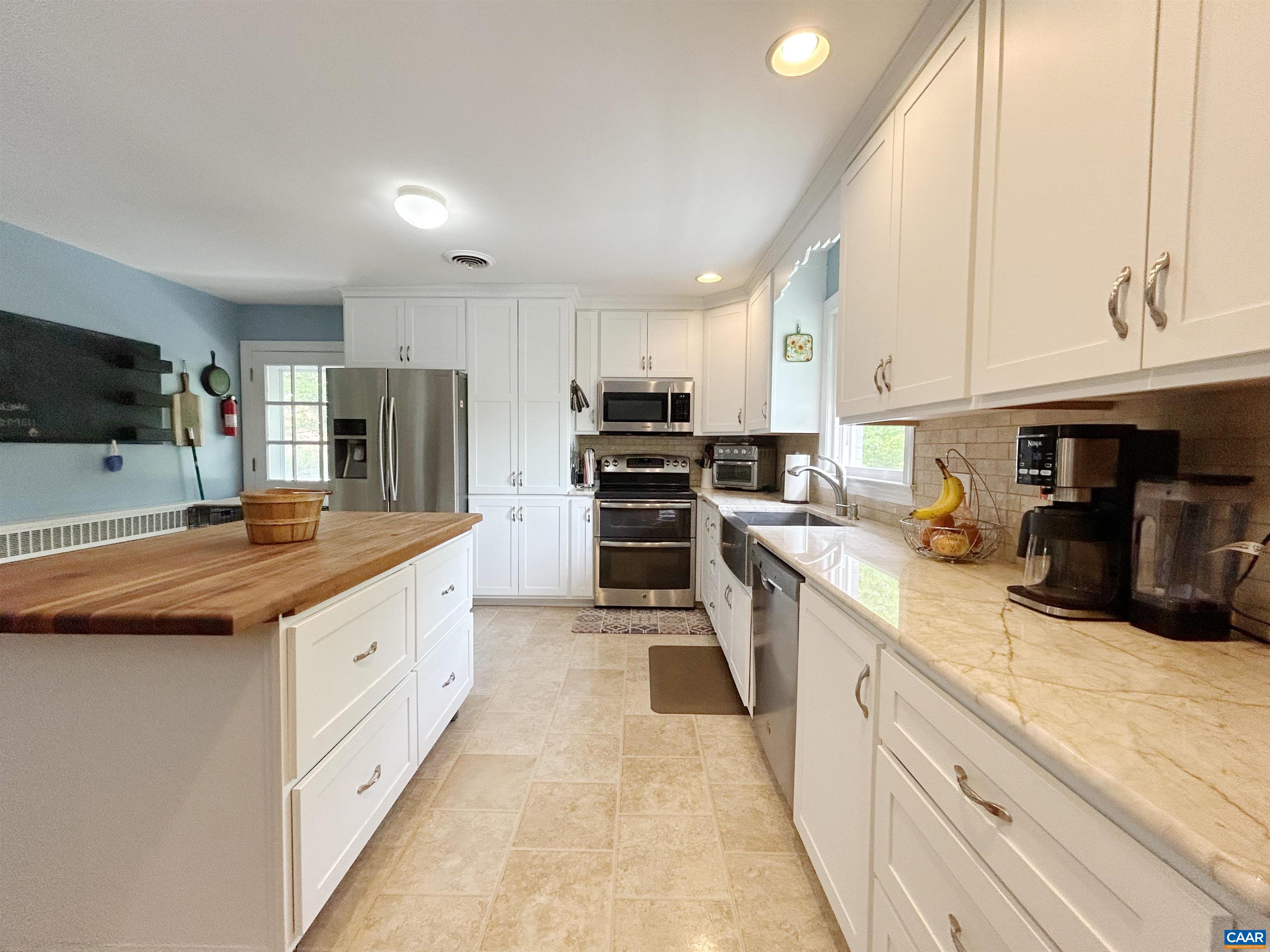 102 BOLLINGBROOK DR, CHARLOTTESVILLE, Virginia 22911, 3 Bedrooms Bedrooms, ,3 BathroomsBathrooms,Residential,102 BOLLINGBROOK DR,664326 MLS # 664326
