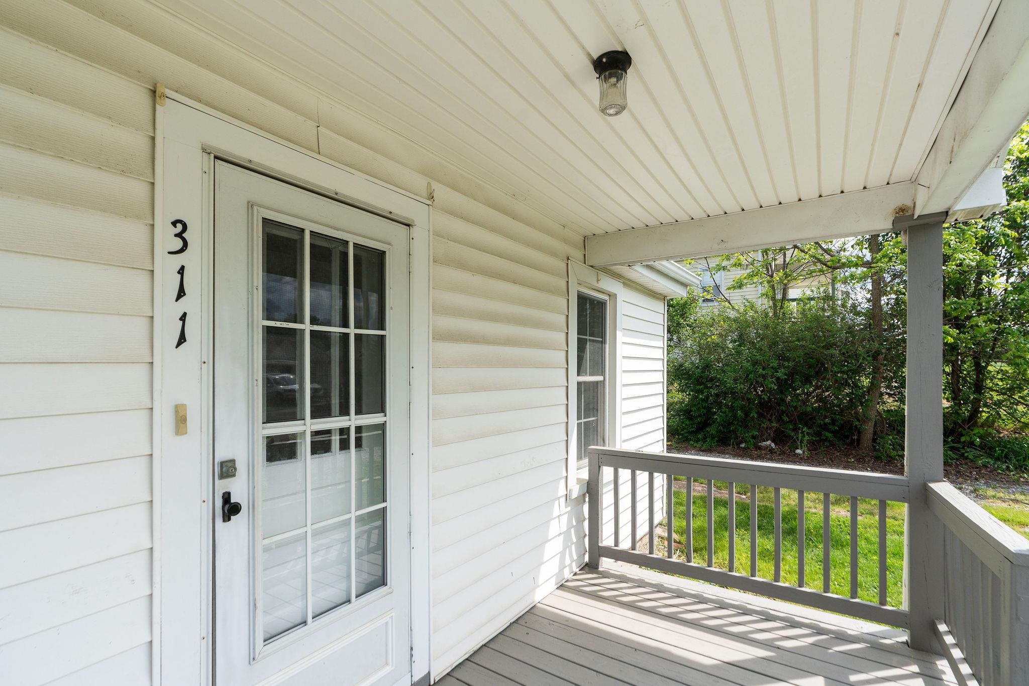 311 GRAY AVE, STAUNTON, Virginia 24401, 3 Bedrooms Bedrooms, ,2 BathroomsBathrooms,Residential,311 GRAY AVE,664328 MLS # 664328