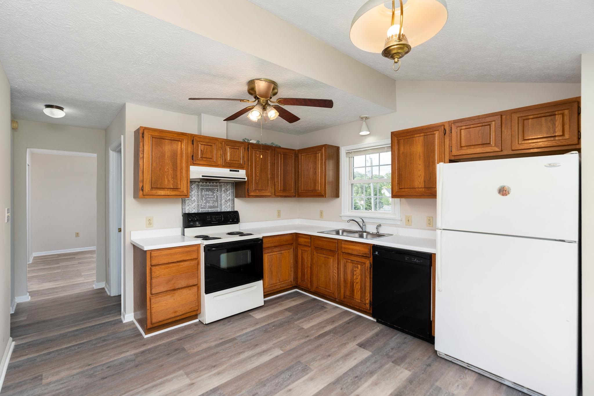 311 GRAY AVE, STAUNTON, Virginia 24401, 3 Bedrooms Bedrooms, ,2 BathroomsBathrooms,Residential,311 GRAY AVE,664328 MLS # 664328