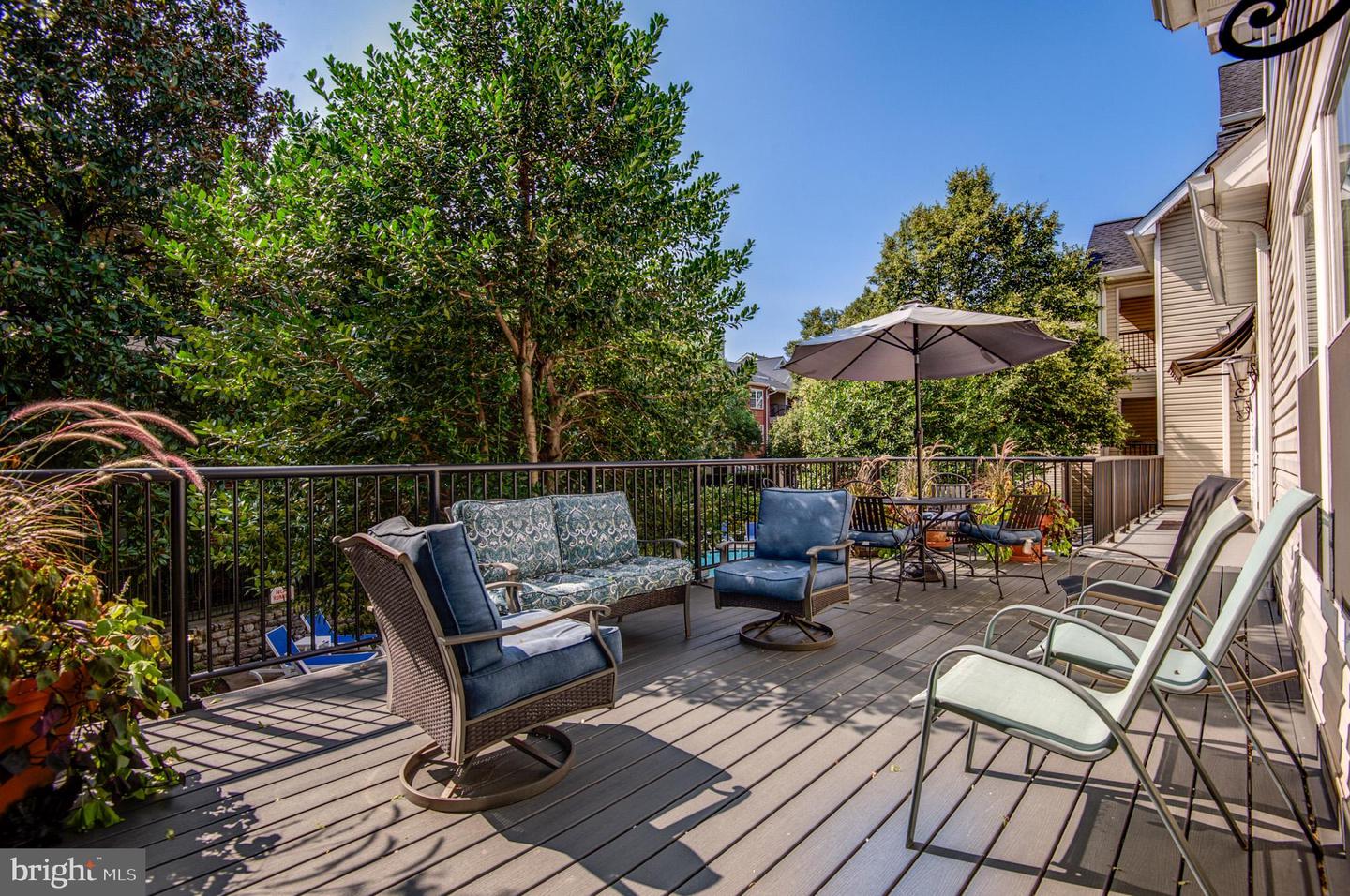3313 WYNDHAM CIR #3210, ALEXANDRIA, Virginia 22302, 1 Bedroom Bedrooms, ,1 BathroomBathrooms,Residential,For sale,3313 WYNDHAM CIR #3210,VAAX2044806 MLS # VAAX2044806