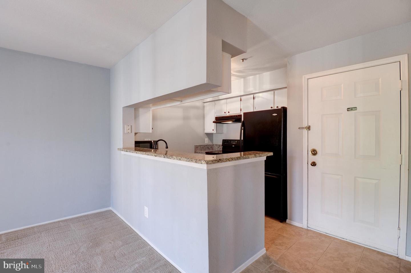 3313 WYNDHAM CIR #3210, ALEXANDRIA, Virginia 22302, 1 Bedroom Bedrooms, ,1 BathroomBathrooms,Residential,For sale,3313 WYNDHAM CIR #3210,VAAX2044806 MLS # VAAX2044806