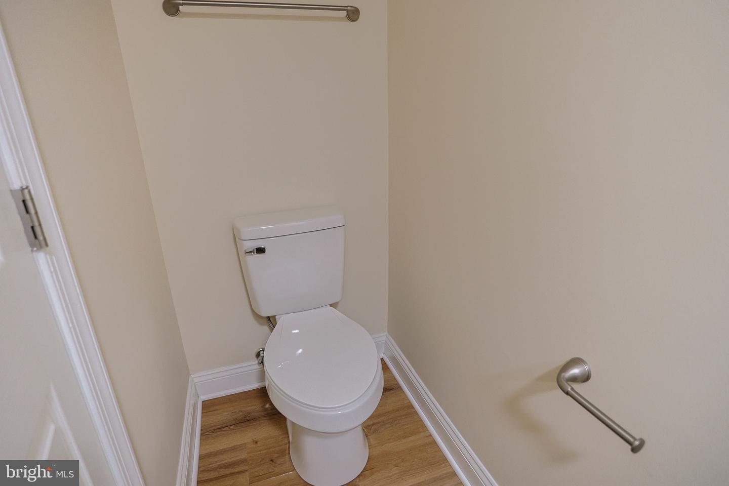8193 COMMUNITY DR, MANASSAS, Virginia 20109, 3 Bedrooms Bedrooms, ,2 BathroomsBathrooms,Residential,For sale,8193 COMMUNITY DR,VAPW2093774 MLS # VAPW2093774