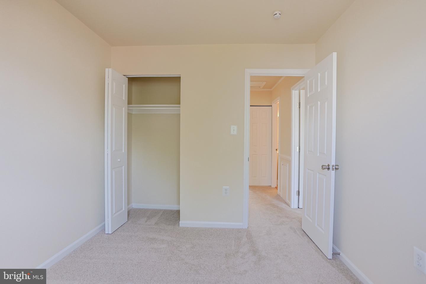 8193 COMMUNITY DR, MANASSAS, Virginia 20109, 3 Bedrooms Bedrooms, ,2 BathroomsBathrooms,Residential,For sale,8193 COMMUNITY DR,VAPW2093774 MLS # VAPW2093774