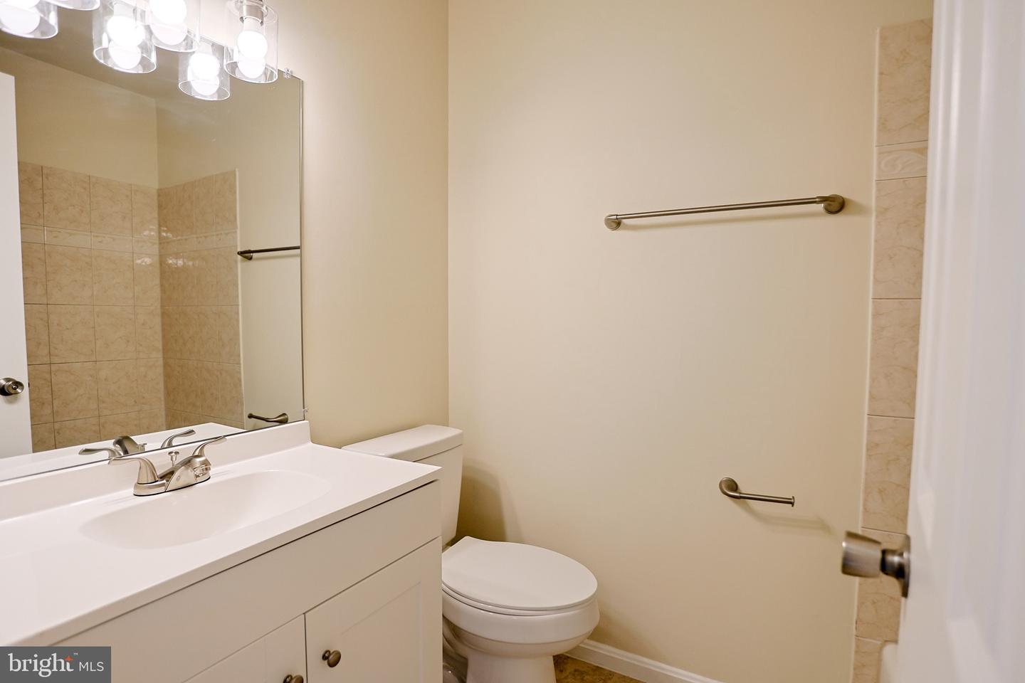 8193 COMMUNITY DR, MANASSAS, Virginia 20109, 3 Bedrooms Bedrooms, ,2 BathroomsBathrooms,Residential,For sale,8193 COMMUNITY DR,VAPW2093774 MLS # VAPW2093774