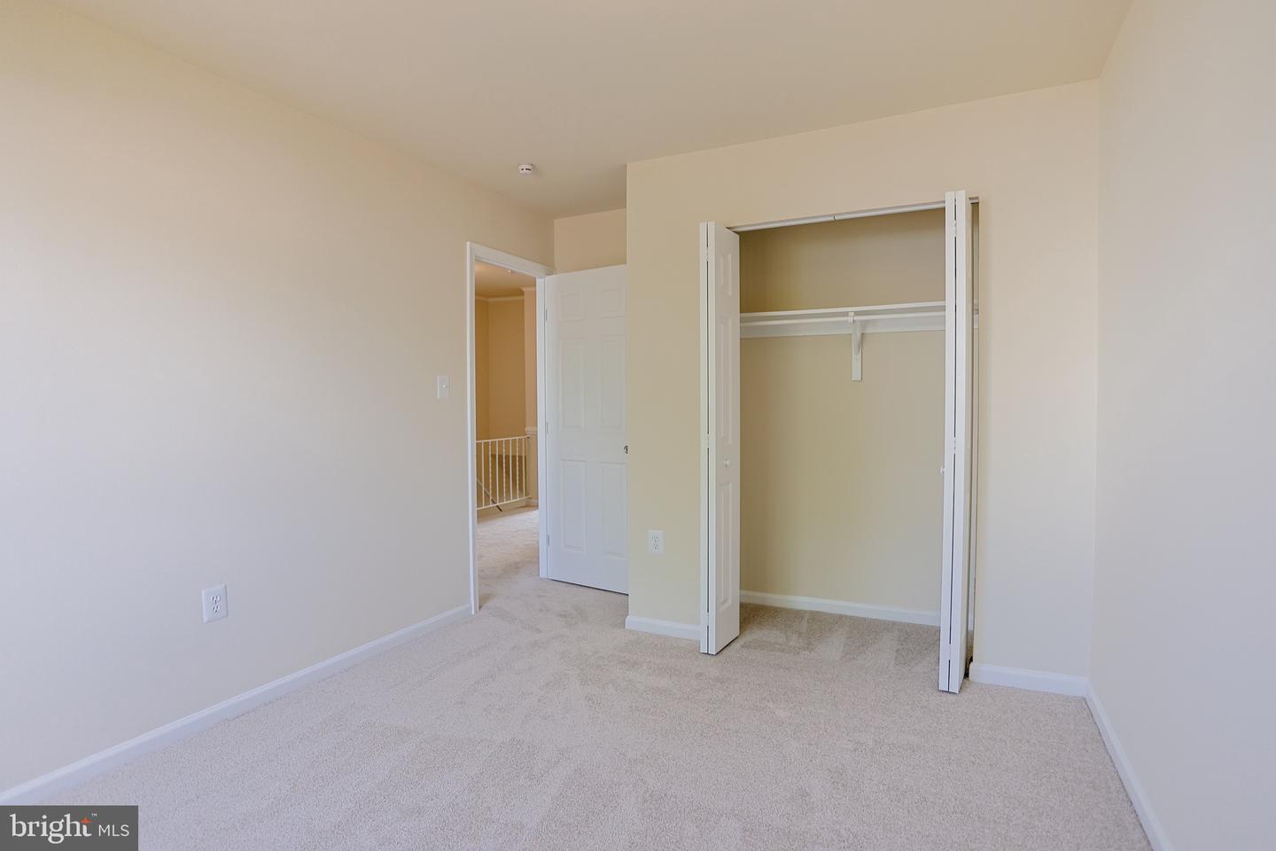8193 COMMUNITY DR, MANASSAS, Virginia 20109, 3 Bedrooms Bedrooms, ,2 BathroomsBathrooms,Residential,For sale,8193 COMMUNITY DR,VAPW2093774 MLS # VAPW2093774
