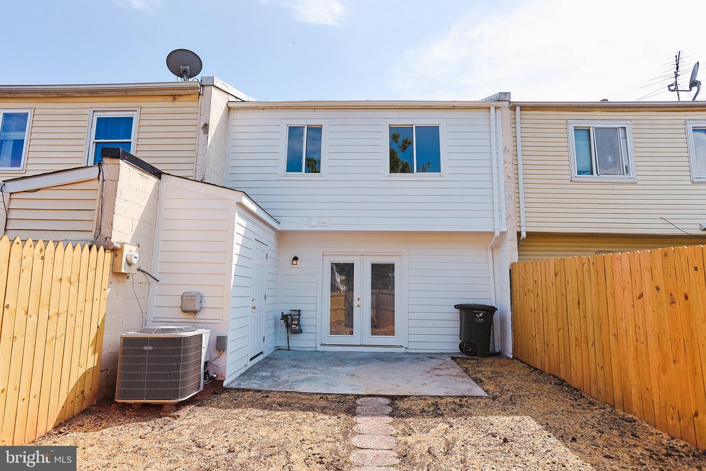 8193 COMMUNITY DR, MANASSAS, Virginia 20109, 3 Bedrooms Bedrooms, ,2 BathroomsBathrooms,Residential,For sale,8193 COMMUNITY DR,VAPW2093774 MLS # VAPW2093774