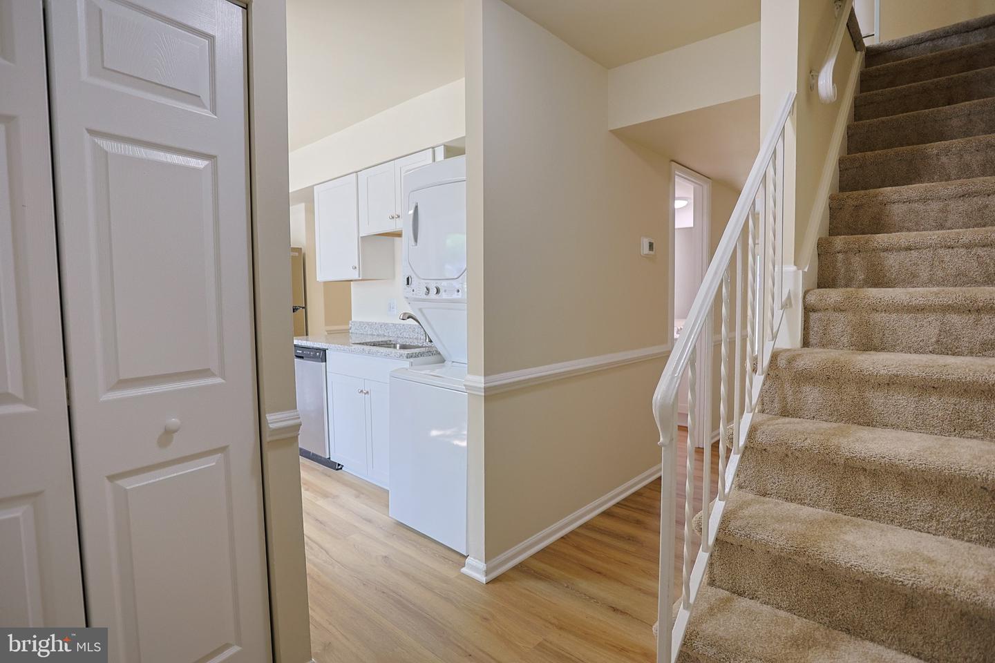 8193 COMMUNITY DR, MANASSAS, Virginia 20109, 3 Bedrooms Bedrooms, ,2 BathroomsBathrooms,Residential,For sale,8193 COMMUNITY DR,VAPW2093774 MLS # VAPW2093774