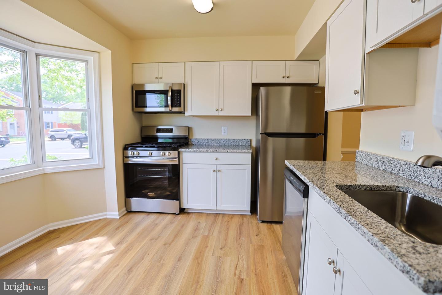 8193 COMMUNITY DR, MANASSAS, Virginia 20109, 3 Bedrooms Bedrooms, ,2 BathroomsBathrooms,Residential,For sale,8193 COMMUNITY DR,VAPW2093774 MLS # VAPW2093774