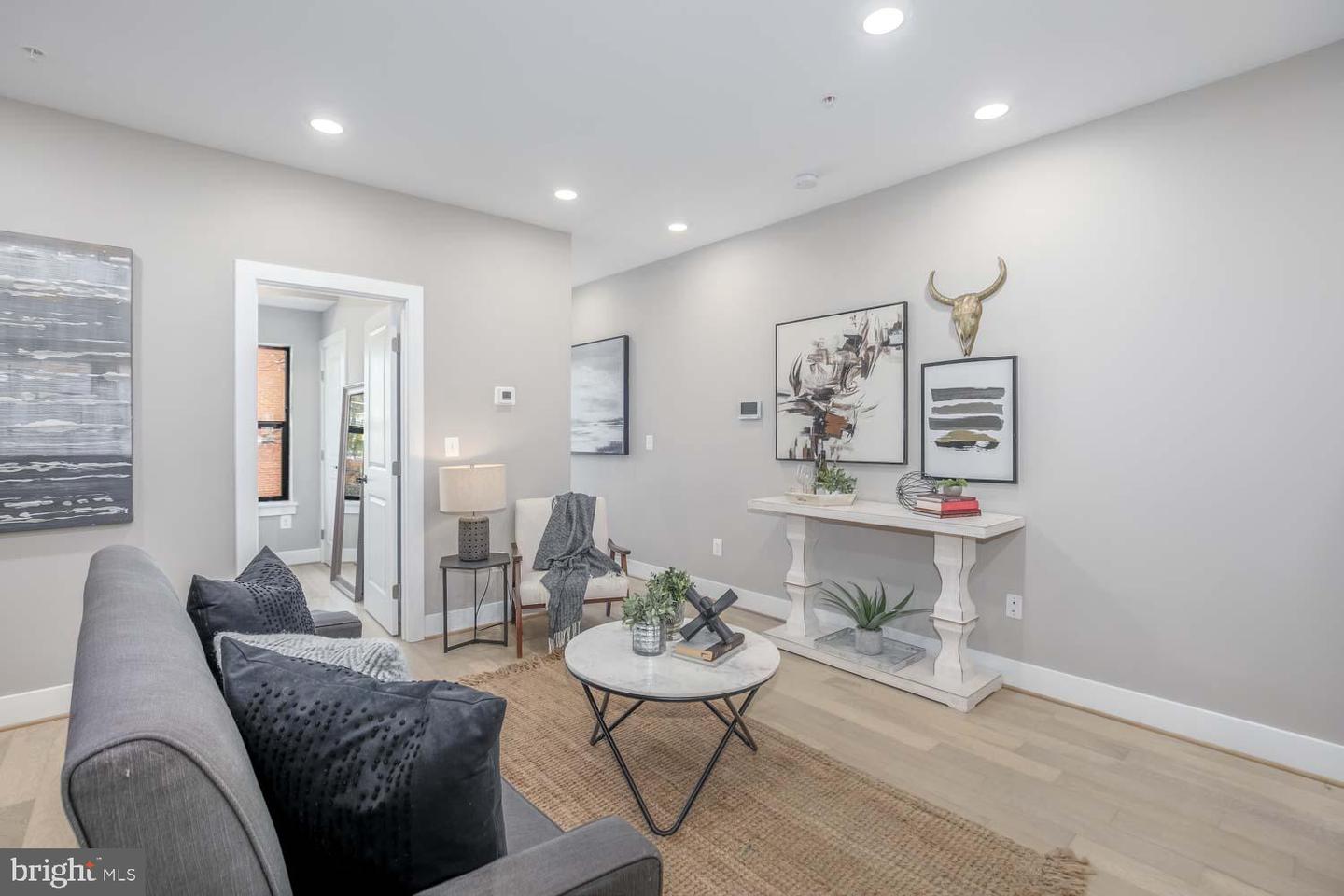 505 KENNEDY ST NW #302, WASHINGTON, District Of Columbia 20011, 2 Bedrooms Bedrooms, ,1 BathroomBathrooms,Residential,For sale,505 KENNEDY ST NW #302,DCDC2198774 MLS # DCDC2198774