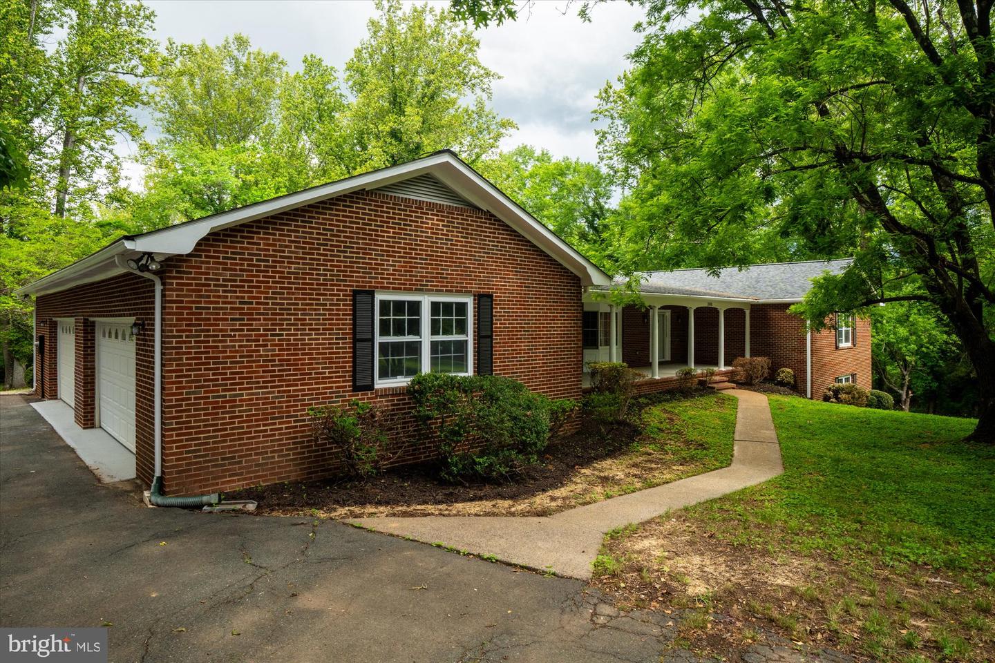 3000 EARLYSVILLE RD, EARLYSVILLE, Virginia 22936, 3 Bedrooms Bedrooms, ,3 BathroomsBathrooms,Residential,For sale,3000 EARLYSVILLE RD,VAAB2000974 MLS # VAAB2000974