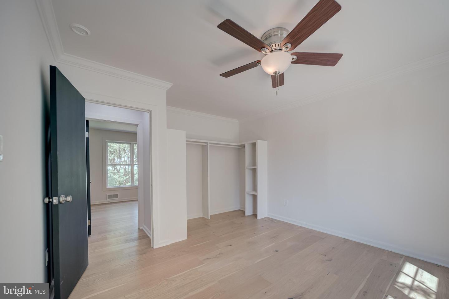 2811 CEDAR LN, VIENNA, Virginia 22180, 3 Bedrooms Bedrooms, ,2 BathroomsBathrooms,Residential,For sale,2811 CEDAR LN,VAFX2238672 MLS # VAFX2238672