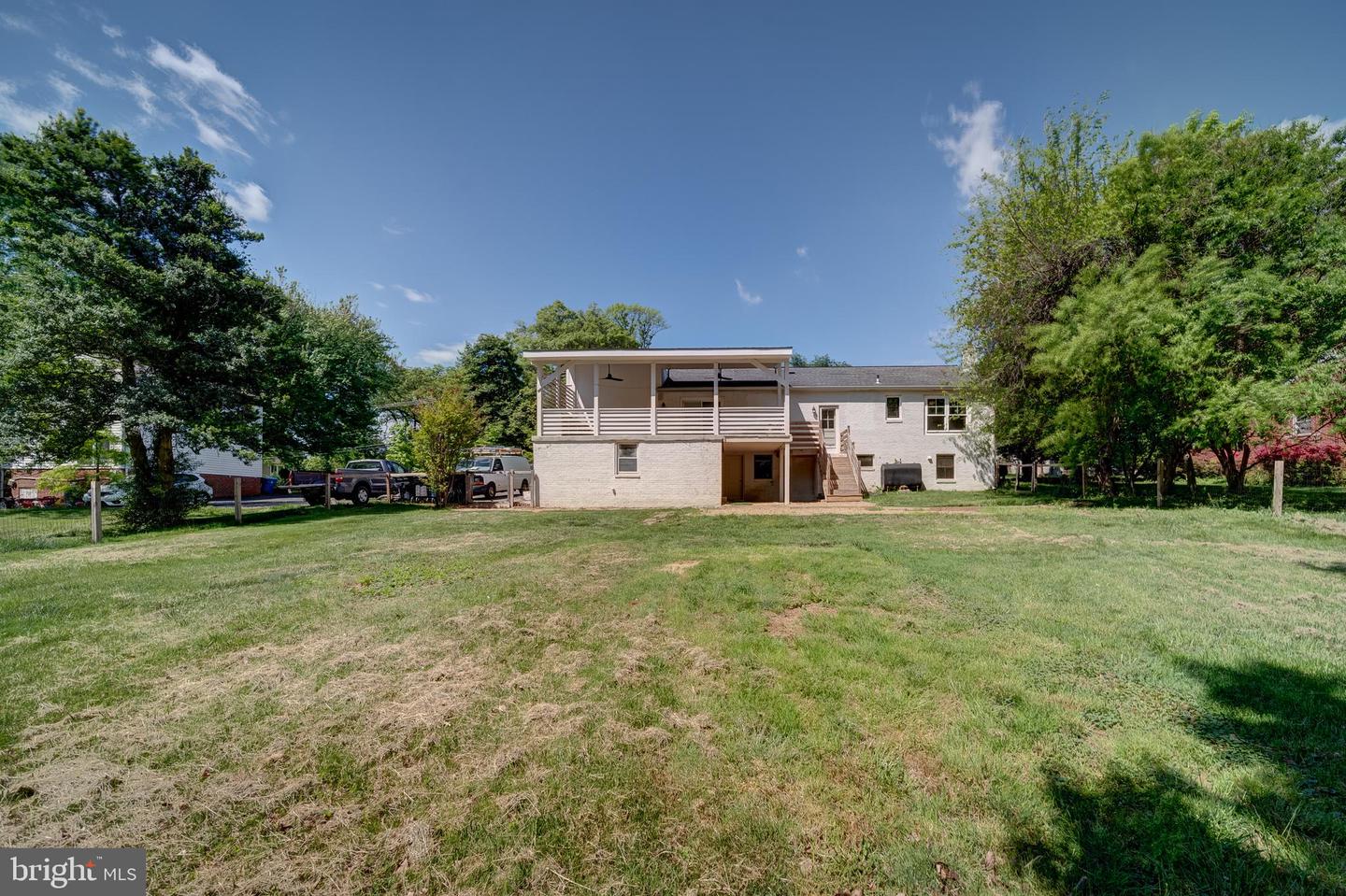 2811 CEDAR LN, VIENNA, Virginia 22180, 3 Bedrooms Bedrooms, ,2 BathroomsBathrooms,Residential,For sale,2811 CEDAR LN,VAFX2238672 MLS # VAFX2238672