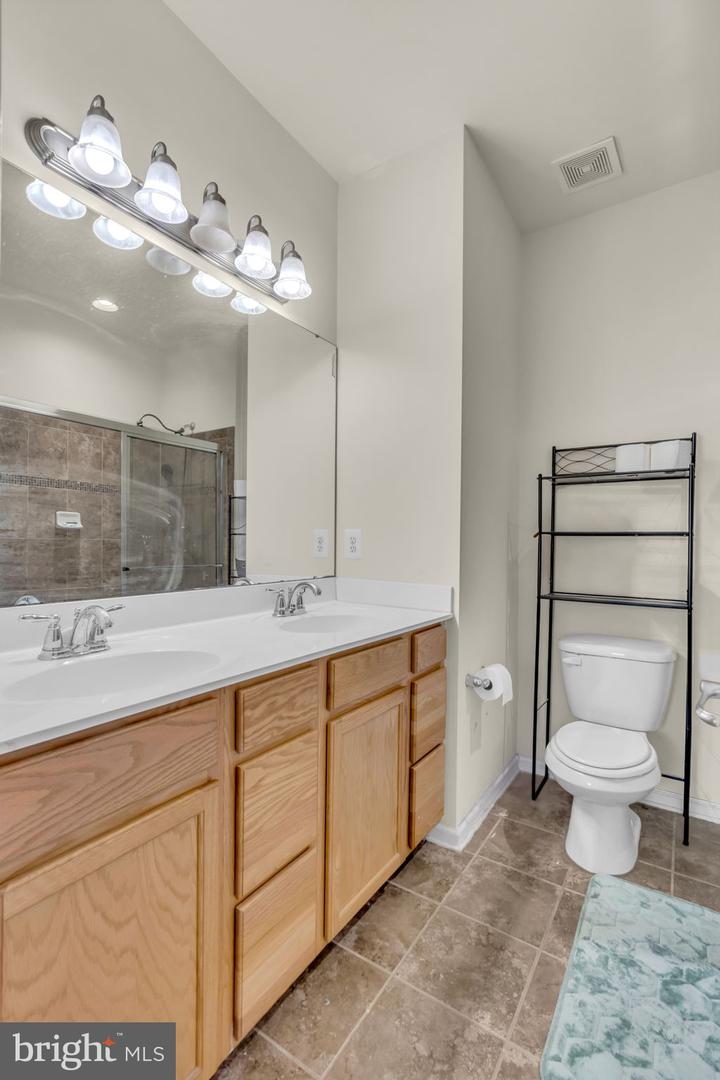 14036 CANNONDALE WAY, GAINESVILLE, Virginia 20155, 2 Bedrooms Bedrooms, ,4 BathroomsBathrooms,Residential,For sale,14036 CANNONDALE WAY,VAPW2094036 MLS # VAPW2094036