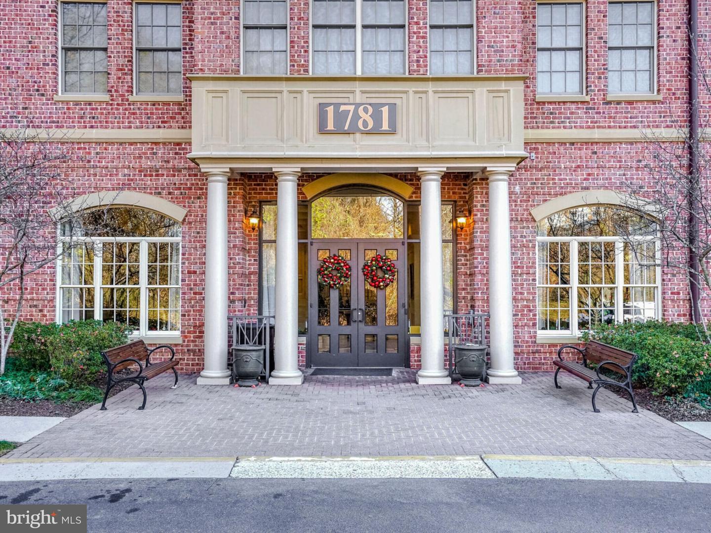1781 CHAIN BRIDGE RD #307, MCLEAN, Virginia 22102, 2 Bedrooms Bedrooms, ,2 BathroomsBathrooms,Residential,For sale,1781 CHAIN BRIDGE RD #307,VAFX2238794 MLS # VAFX2238794