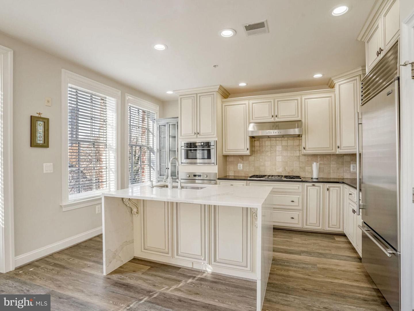 1781 CHAIN BRIDGE RD #307, MCLEAN, Virginia 22102, 2 Bedrooms Bedrooms, ,2 BathroomsBathrooms,Residential,For sale,1781 CHAIN BRIDGE RD #307,VAFX2238794 MLS # VAFX2238794