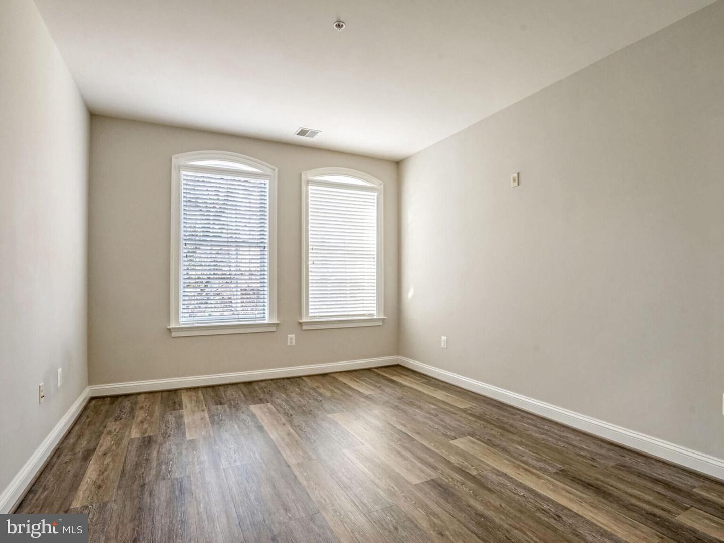 1781 CHAIN BRIDGE RD #307, MCLEAN, Virginia 22102, 2 Bedrooms Bedrooms, ,2 BathroomsBathrooms,Residential,For sale,1781 CHAIN BRIDGE RD #307,VAFX2238794 MLS # VAFX2238794