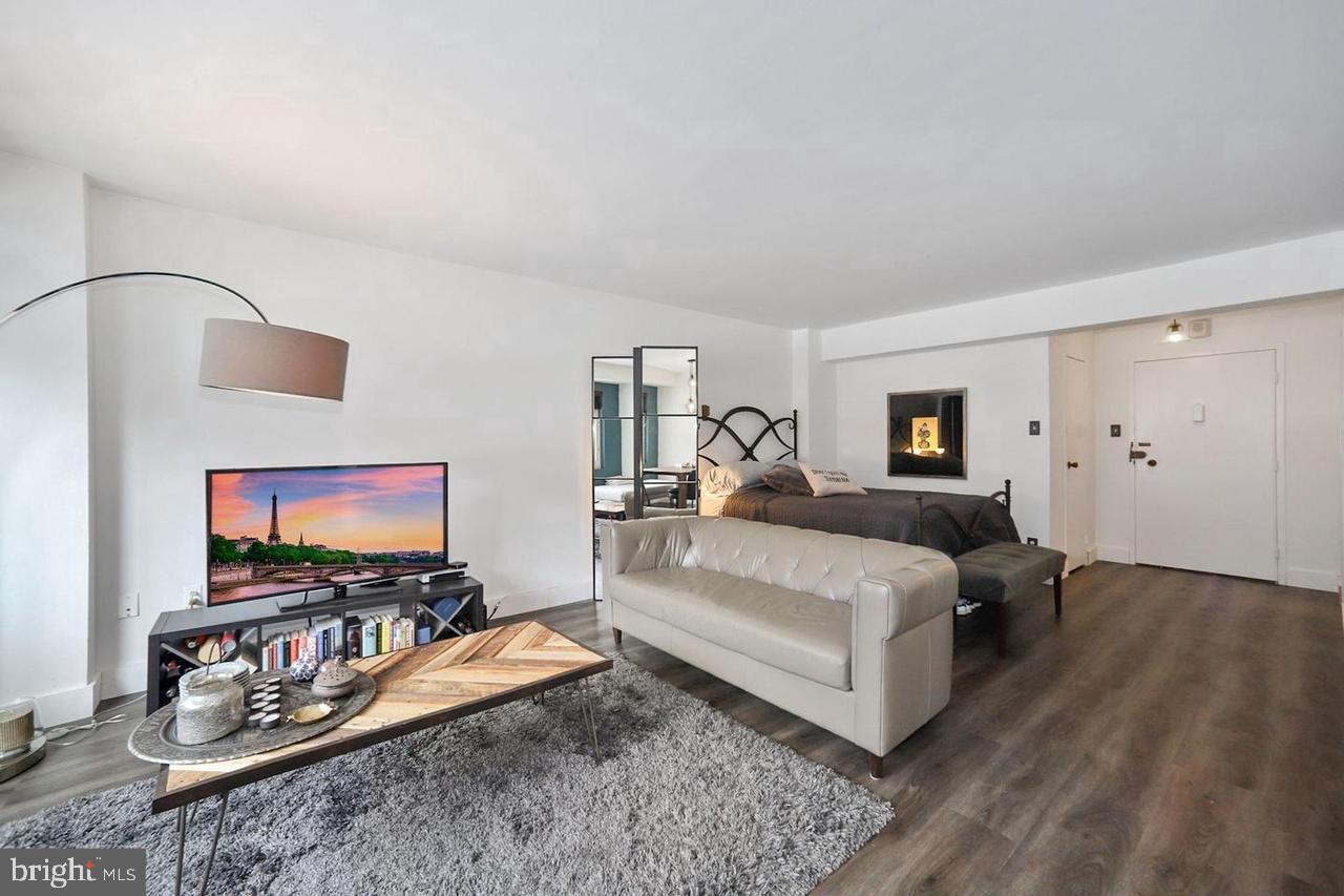 4201 CATHEDRAL AVE NW #218E, WASHINGTON, District Of Columbia 20016, ,1 BathroomBathrooms,Residential,For sale,4201 CATHEDRAL AVE NW #218E,DCDC2199096 MLS # DCDC2199096