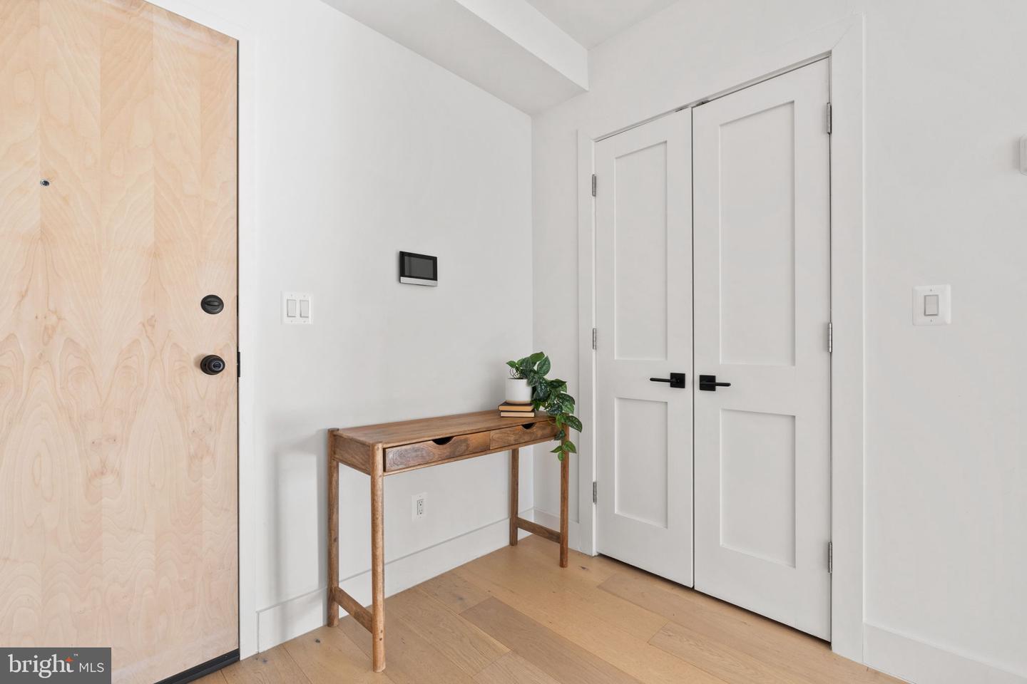 1658 K ST NE #5, WASHINGTON, District Of Columbia 20002, 2 Bedrooms Bedrooms, ,2 BathroomsBathrooms,Residential,For sale,1658 K ST NE #5,DCDC2199232 MLS # DCDC2199232