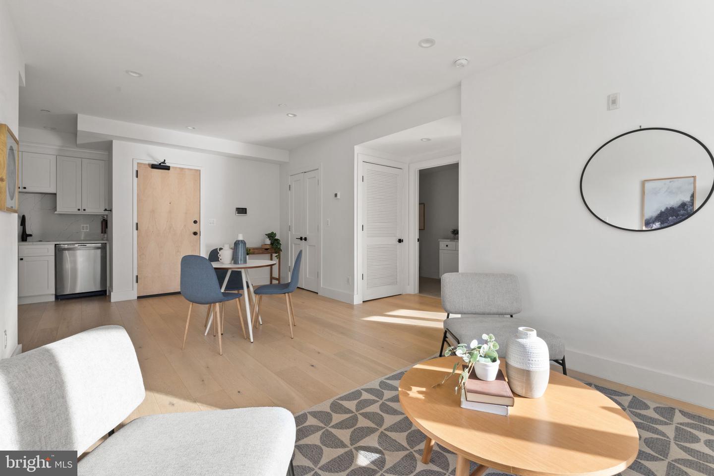 1658 K ST NE #5, WASHINGTON, District Of Columbia 20002, 2 Bedrooms Bedrooms, ,2 BathroomsBathrooms,Residential,For sale,1658 K ST NE #5,DCDC2199232 MLS # DCDC2199232