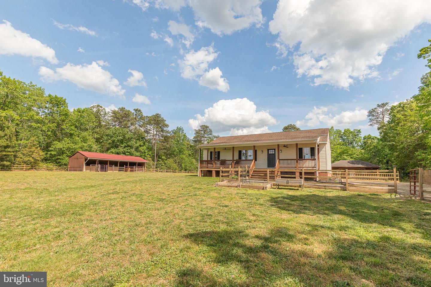 1891 UPRIGHT RD, DUNNSVILLE, Virginia 22454, 3 Bedrooms Bedrooms, ,2 BathroomsBathrooms,Residential,For sale,1891 UPRIGHT RD,VAES2000876 MLS # VAES2000876