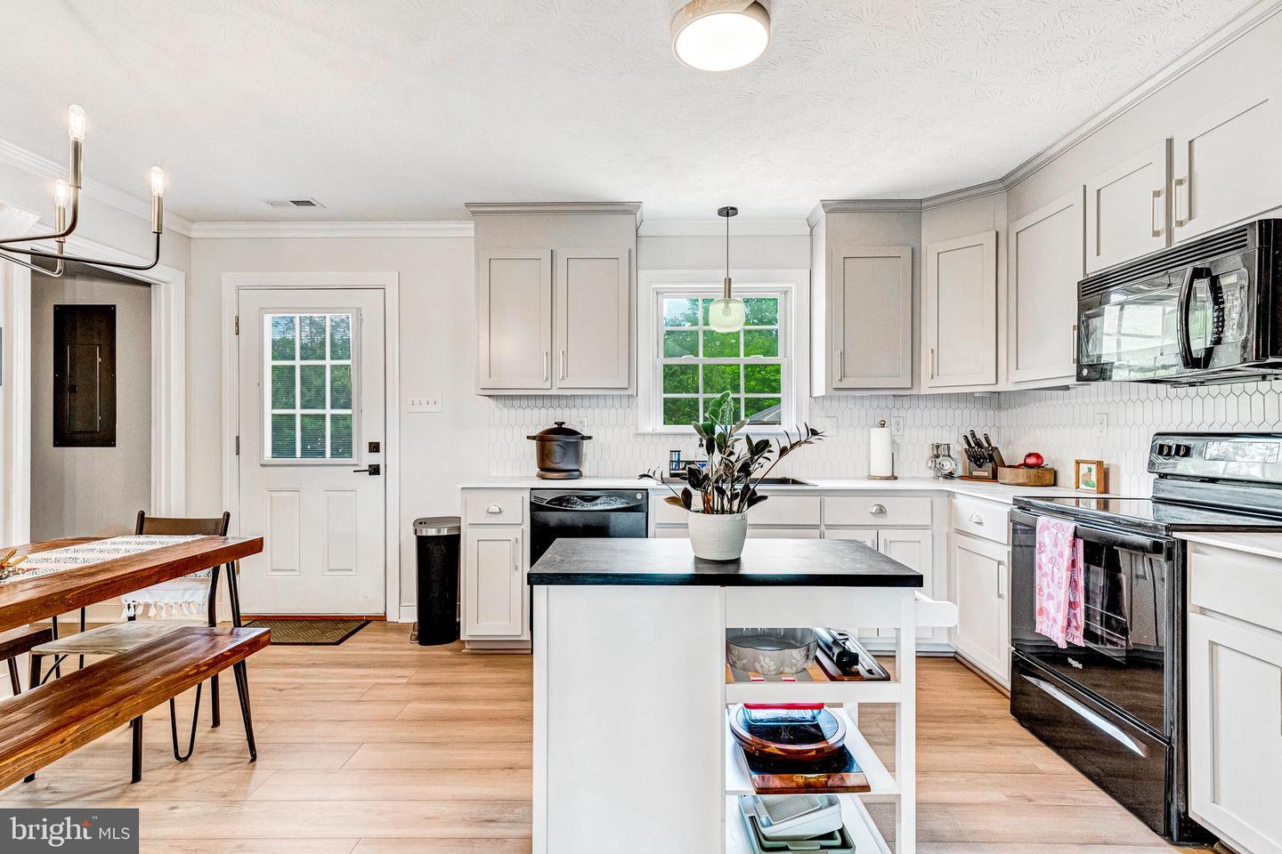 1891 UPRIGHT RD, DUNNSVILLE, Virginia 22454, 3 Bedrooms Bedrooms, ,2 BathroomsBathrooms,Residential,For sale,1891 UPRIGHT RD,VAES2000876 MLS # VAES2000876