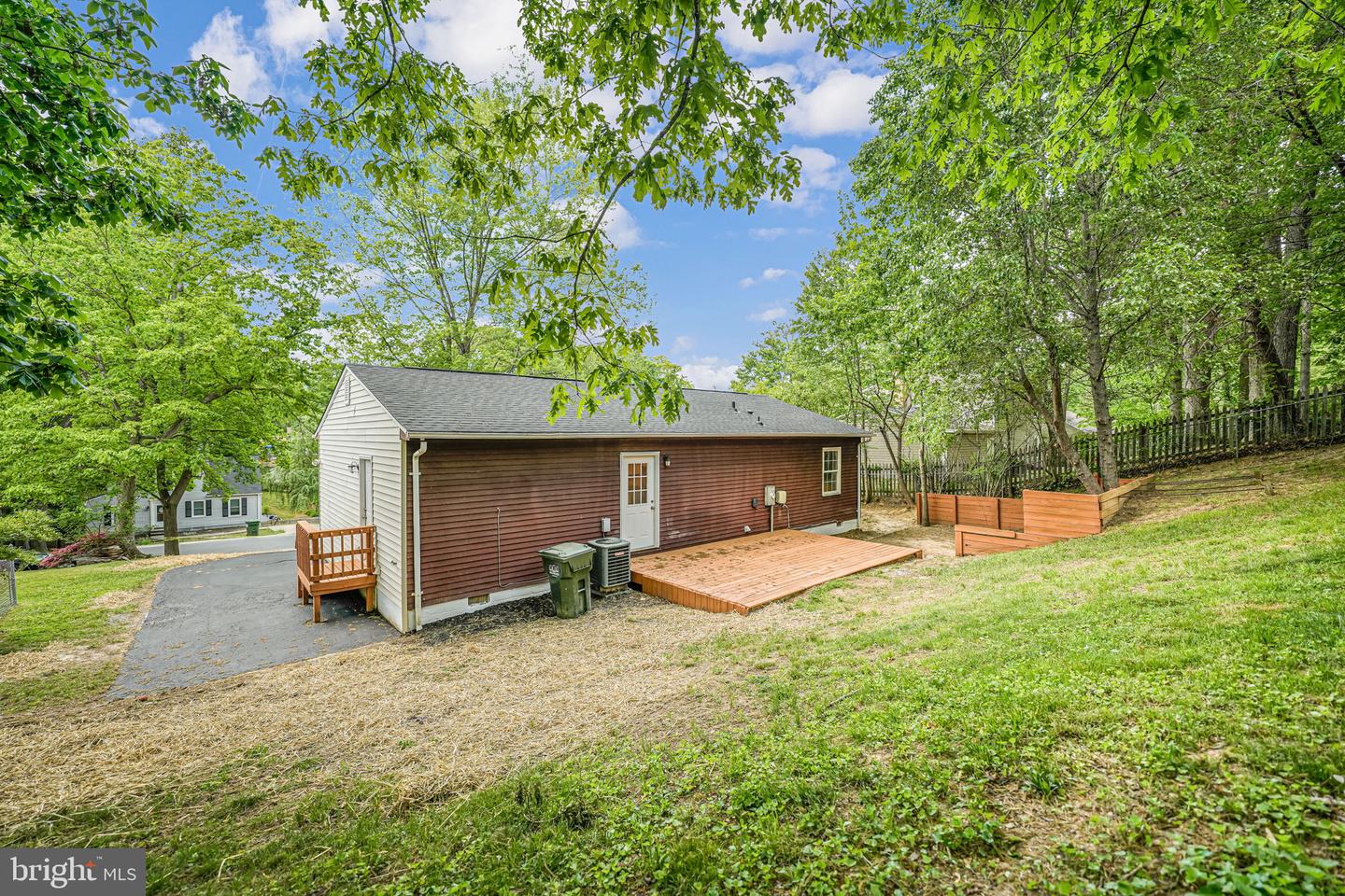 10 ROSEWOOD ST, FREDERICKSBURG, Virginia 22405, 3 Bedrooms Bedrooms, ,1 BathroomBathrooms,Residential,For sale,10 ROSEWOOD ST,VAST2038570 MLS # VAST2038570