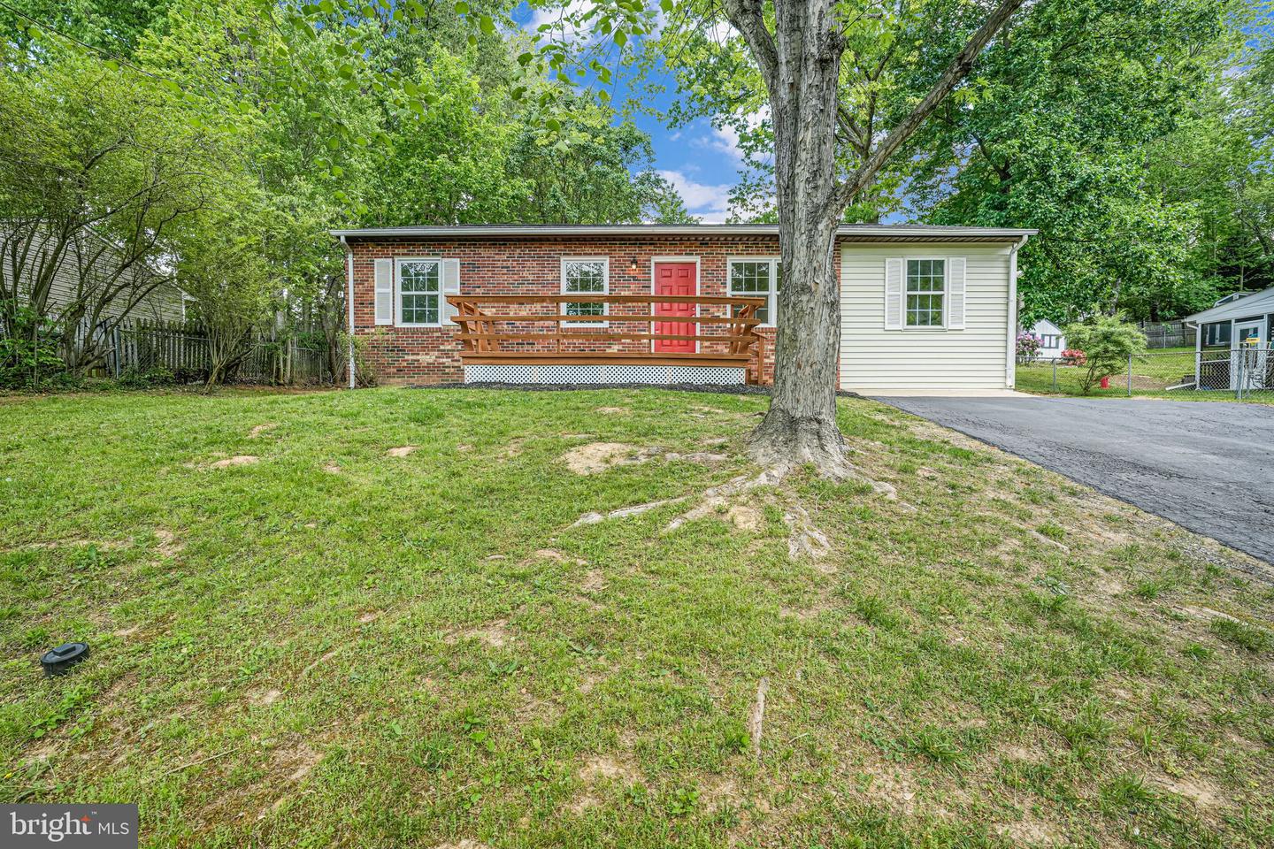 10 ROSEWOOD ST, FREDERICKSBURG, Virginia 22405, 3 Bedrooms Bedrooms, ,1 BathroomBathrooms,Residential,For sale,10 ROSEWOOD ST,VAST2038570 MLS # VAST2038570