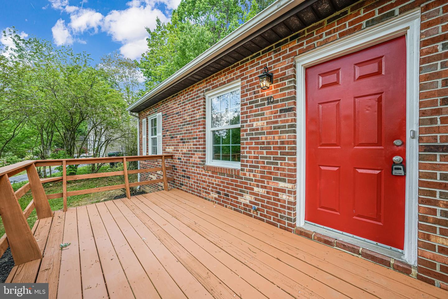 10 ROSEWOOD ST, FREDERICKSBURG, Virginia 22405, 3 Bedrooms Bedrooms, ,1 BathroomBathrooms,Residential,For sale,10 ROSEWOOD ST,VAST2038570 MLS # VAST2038570