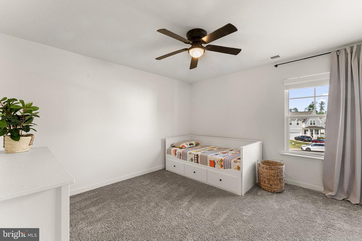52 FAIRMONT PL, AYLETT, Virginia 23009, 5 Bedrooms Bedrooms, 8 Rooms Rooms,3 BathroomsBathrooms,Residential,For sale,52 FAIRMONT PL,VAKW2000236 MLS # VAKW2000236