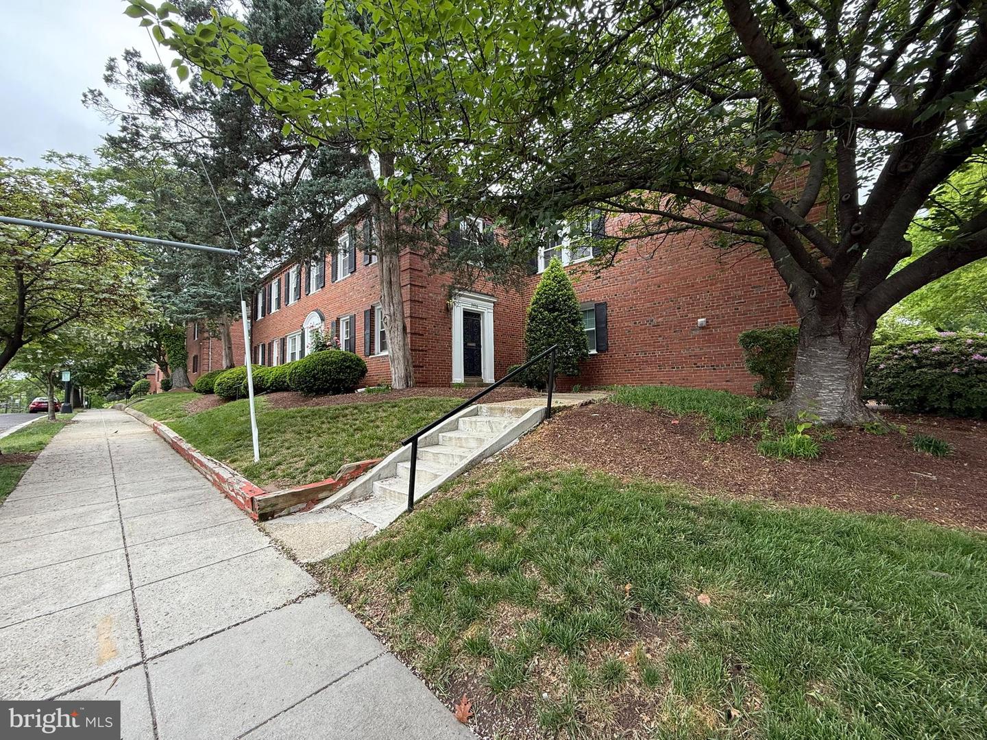 3916 SOUTHERN AVE SE, WASHINGTON, District Of Columbia 20020, 2 Bedrooms Bedrooms, ,1 BathroomBathrooms,Residential,For sale,3916 SOUTHERN AVE SE,DCDC2199200 MLS # DCDC2199200