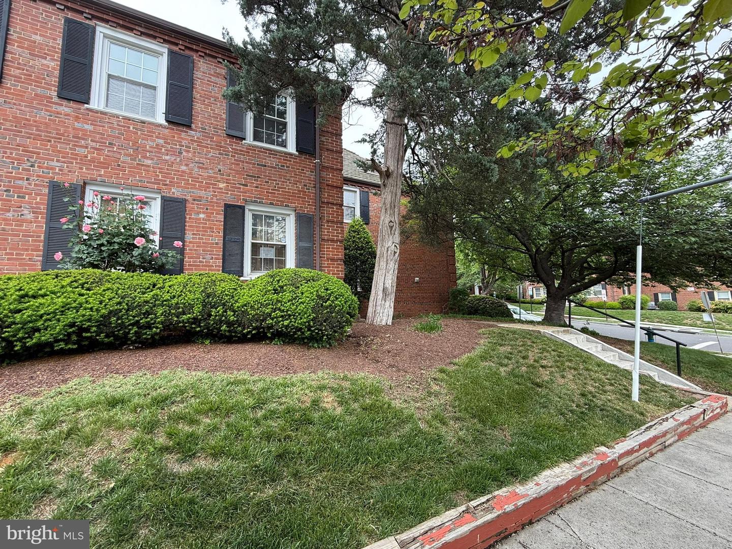 3916 SOUTHERN AVE SE, WASHINGTON, District Of Columbia 20020, 2 Bedrooms Bedrooms, ,1 BathroomBathrooms,Residential,For sale,3916 SOUTHERN AVE SE,DCDC2199200 MLS # DCDC2199200
