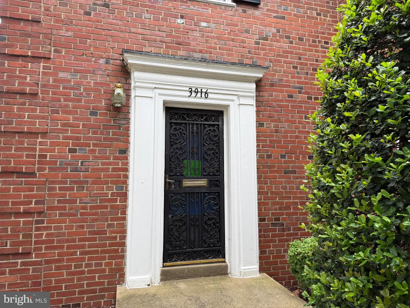 3916 SOUTHERN AVE SE, WASHINGTON, District Of Columbia 20020, 2 Bedrooms Bedrooms, ,1 BathroomBathrooms,Residential,For sale,3916 SOUTHERN AVE SE,DCDC2199200 MLS # DCDC2199200