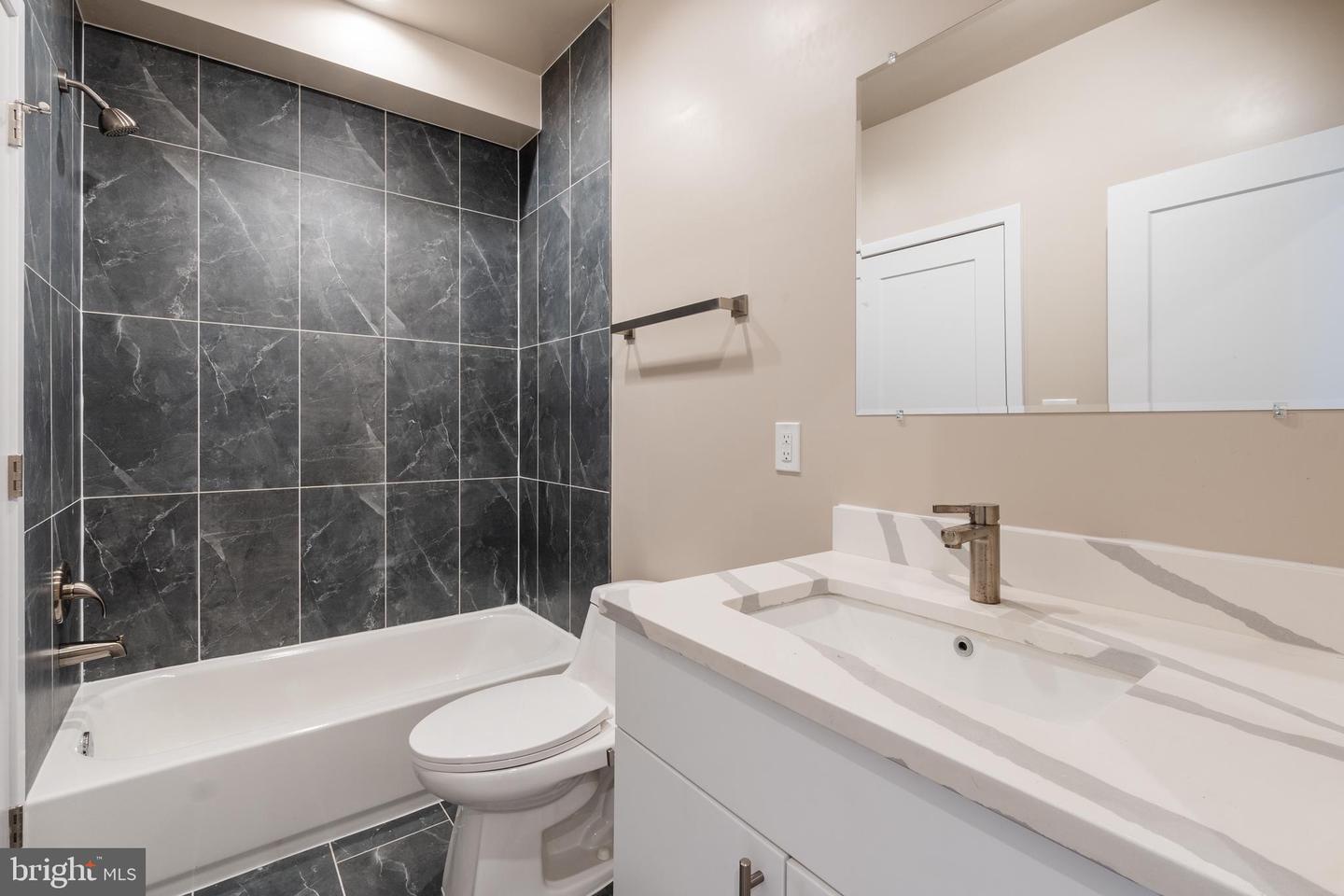 854 XENIA SE #1, WASHINGTON, District Of Columbia 20032, 3 Bedrooms Bedrooms, ,2 BathroomsBathrooms,Residential,For sale,854 XENIA SE #1,DCDC2199210 MLS # DCDC2199210