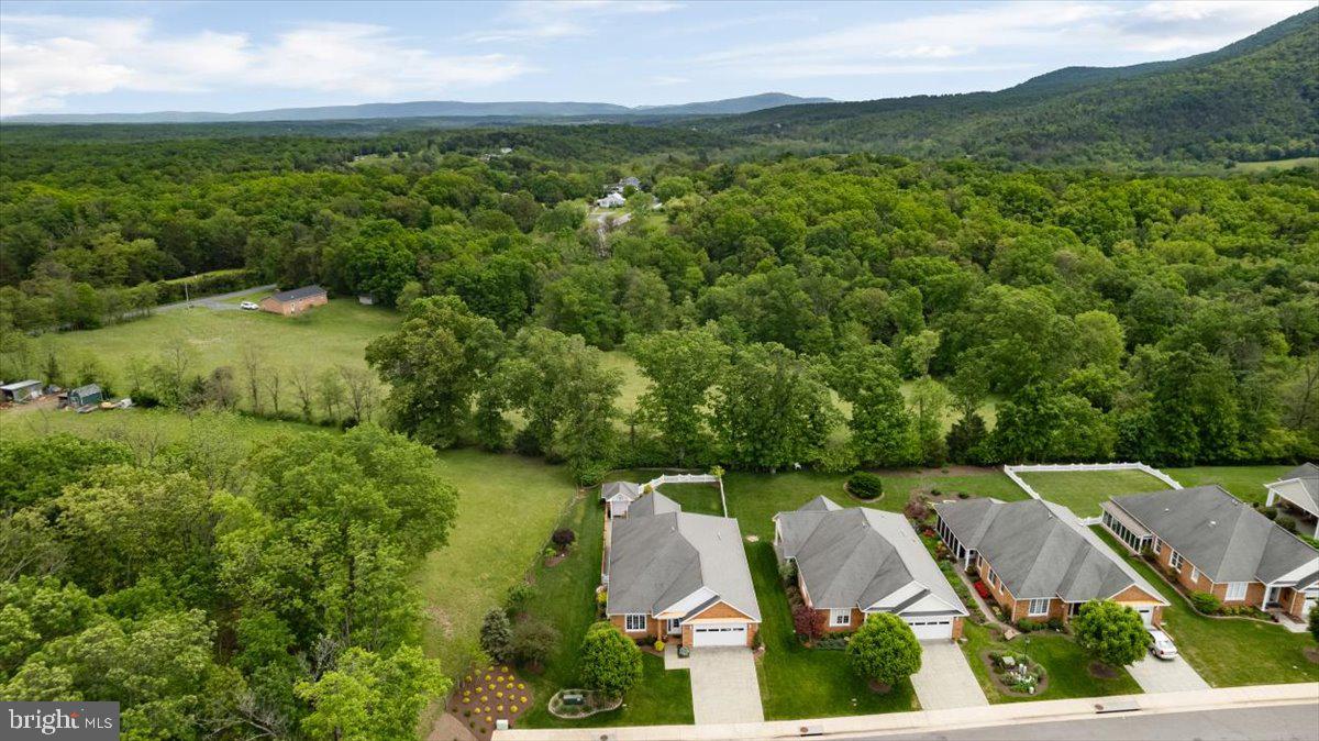 236 STONY POINTE WAY, STRASBURG, Virginia 22657, 3 Bedrooms Bedrooms, ,2 BathroomsBathrooms,Residential,For sale,236 STONY POINTE WAY,VASH2011376 MLS # VASH2011376