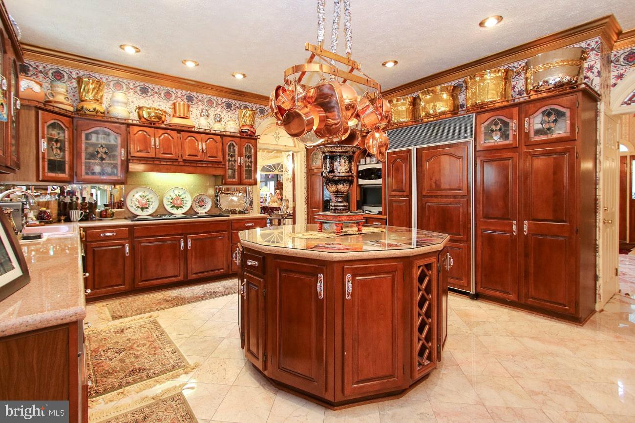 7808 HILL HOUSE CT, FAIRFAX STATION, Virginia 22039, 6 Bedrooms Bedrooms, ,4 BathroomsBathrooms,Residential,For sale,7808 HILL HOUSE CT,VAFX2238972 MLS # VAFX2238972
