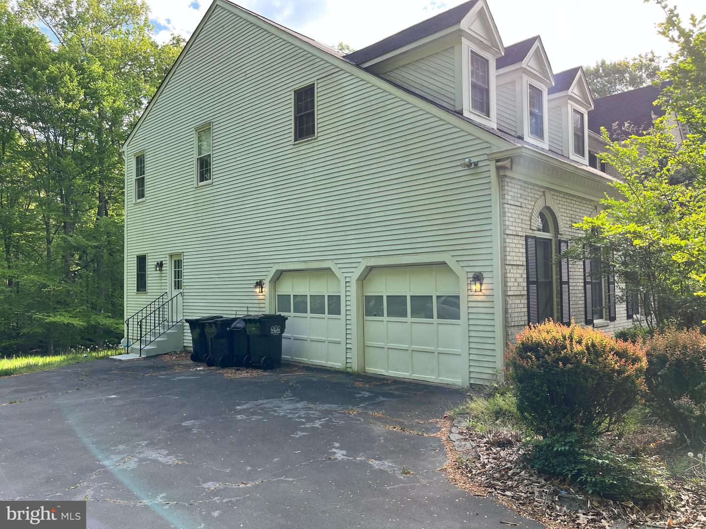 7808 HILL HOUSE CT, FAIRFAX STATION, Virginia 22039, 6 Bedrooms Bedrooms, ,4 BathroomsBathrooms,Residential,For sale,7808 HILL HOUSE CT,VAFX2238972 MLS # VAFX2238972