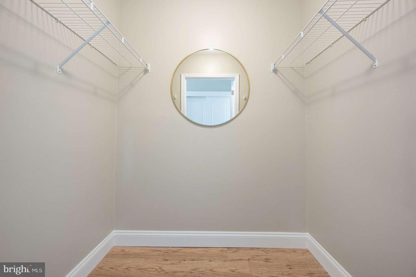5575 SEMINARY RD #212, FALLS CHURCH, Virginia 22041, 2 Bedrooms Bedrooms, 4 Rooms Rooms,2 BathroomsBathrooms,Residential,For sale,5575 SEMINARY RD #212,VAFX2238974 MLS # VAFX2238974