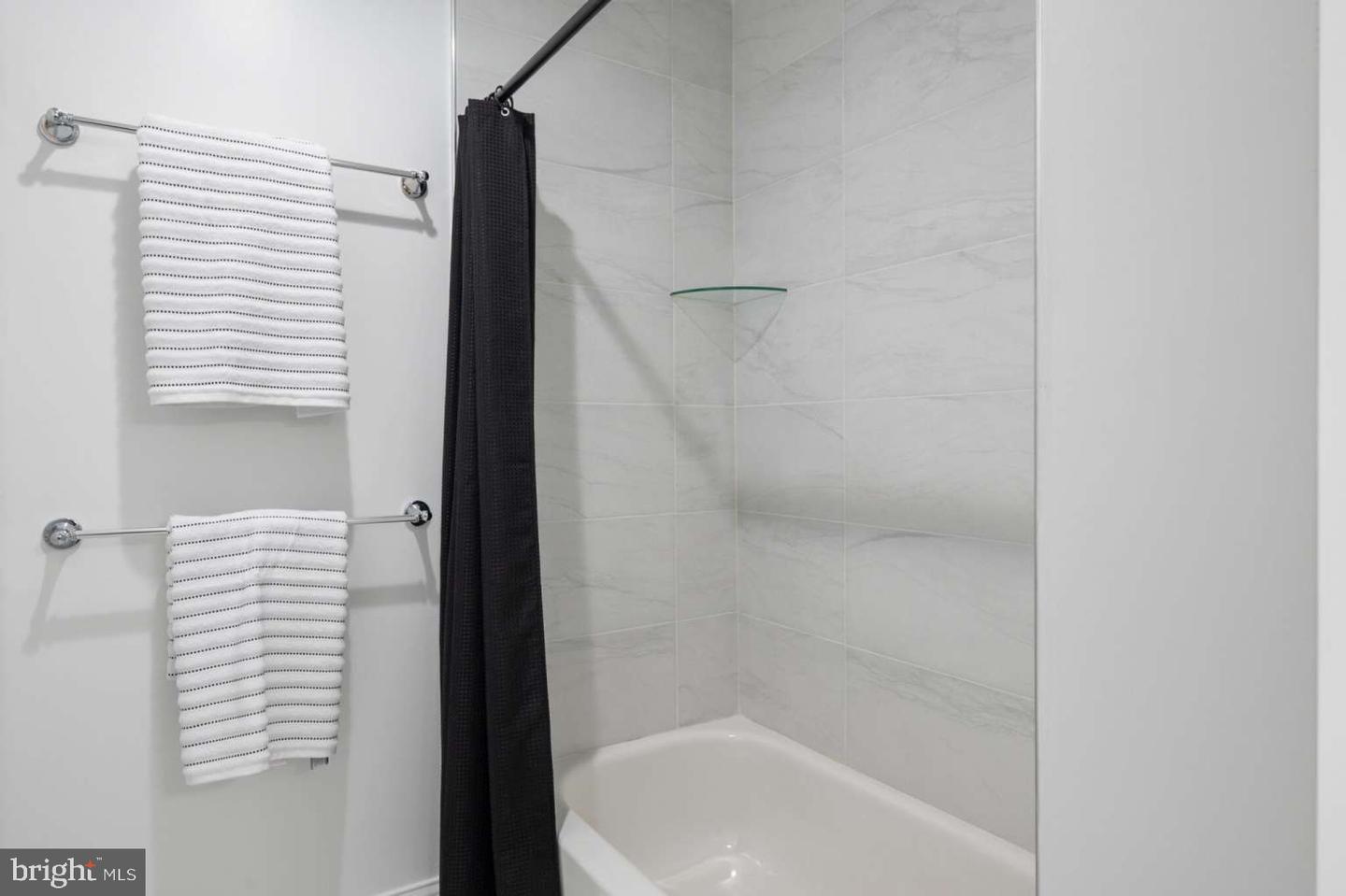5575 SEMINARY RD #212, FALLS CHURCH, Virginia 22041, 2 Bedrooms Bedrooms, 4 Rooms Rooms,2 BathroomsBathrooms,Residential,For sale,5575 SEMINARY RD #212,VAFX2238974 MLS # VAFX2238974