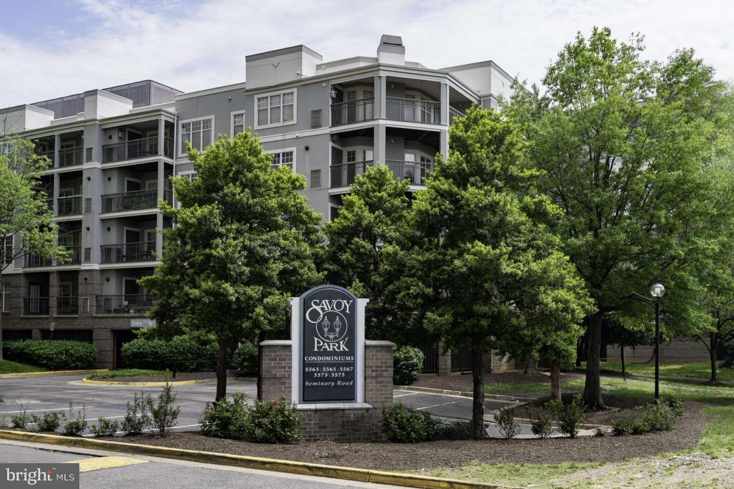 5575 SEMINARY RD #212, FALLS CHURCH, Virginia 22041, 2 Bedrooms Bedrooms, 4 Rooms Rooms,2 BathroomsBathrooms,Residential,For sale,5575 SEMINARY RD #212,VAFX2238974 MLS # VAFX2238974