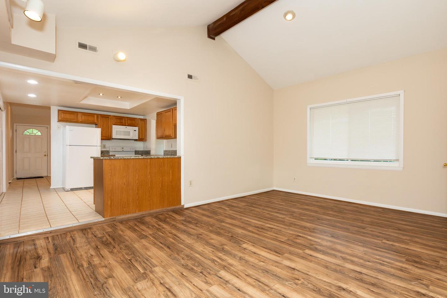 722 SUGARLAND RUN DR, STERLING, Virginia 20164, 4 Bedrooms Bedrooms, ,2 BathroomsBathrooms,Residential,For sale,722 SUGARLAND RUN DR,VALO2095710 MLS # VALO2095710