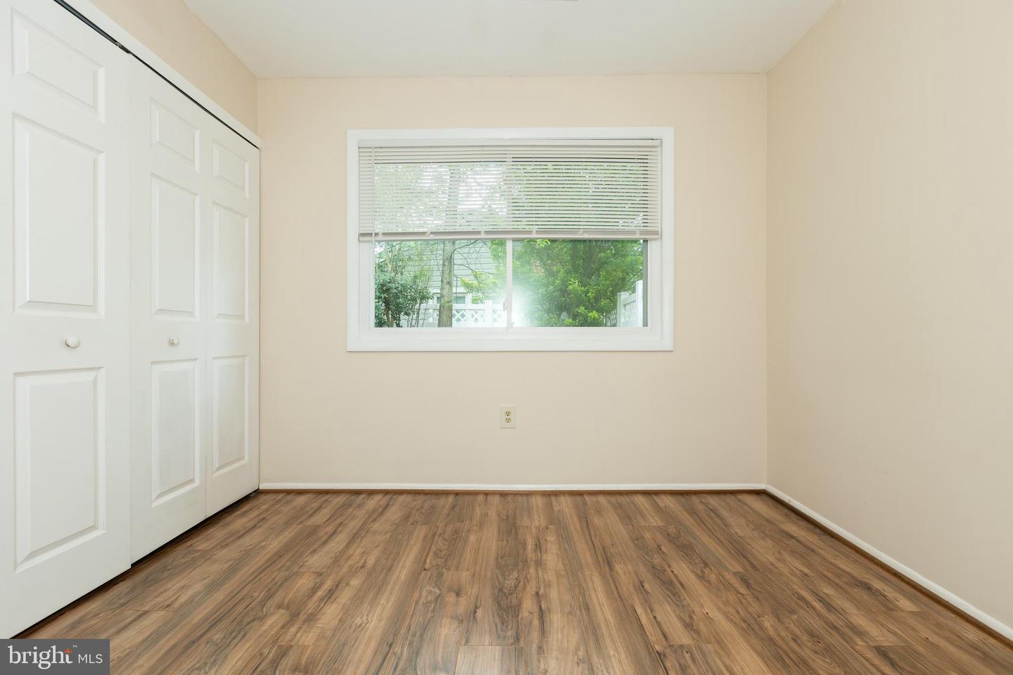 722 SUGARLAND RUN DR, STERLING, Virginia 20164, 4 Bedrooms Bedrooms, ,2 BathroomsBathrooms,Residential,For sale,722 SUGARLAND RUN DR,VALO2095710 MLS # VALO2095710