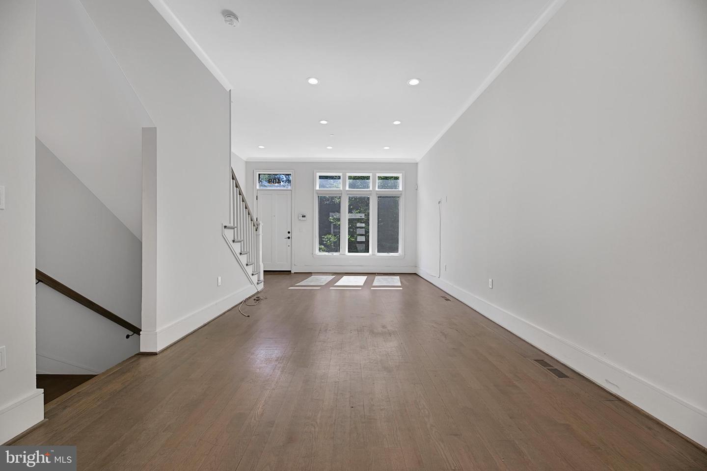409 GUETHLER'S WAY SE, WASHINGTON, District Of Columbia 20003, 3 Bedrooms Bedrooms, ,4 BathroomsBathrooms,Residential,For sale,409 GUETHLER'S WAY SE,DCDC2199316 MLS # DCDC2199316
