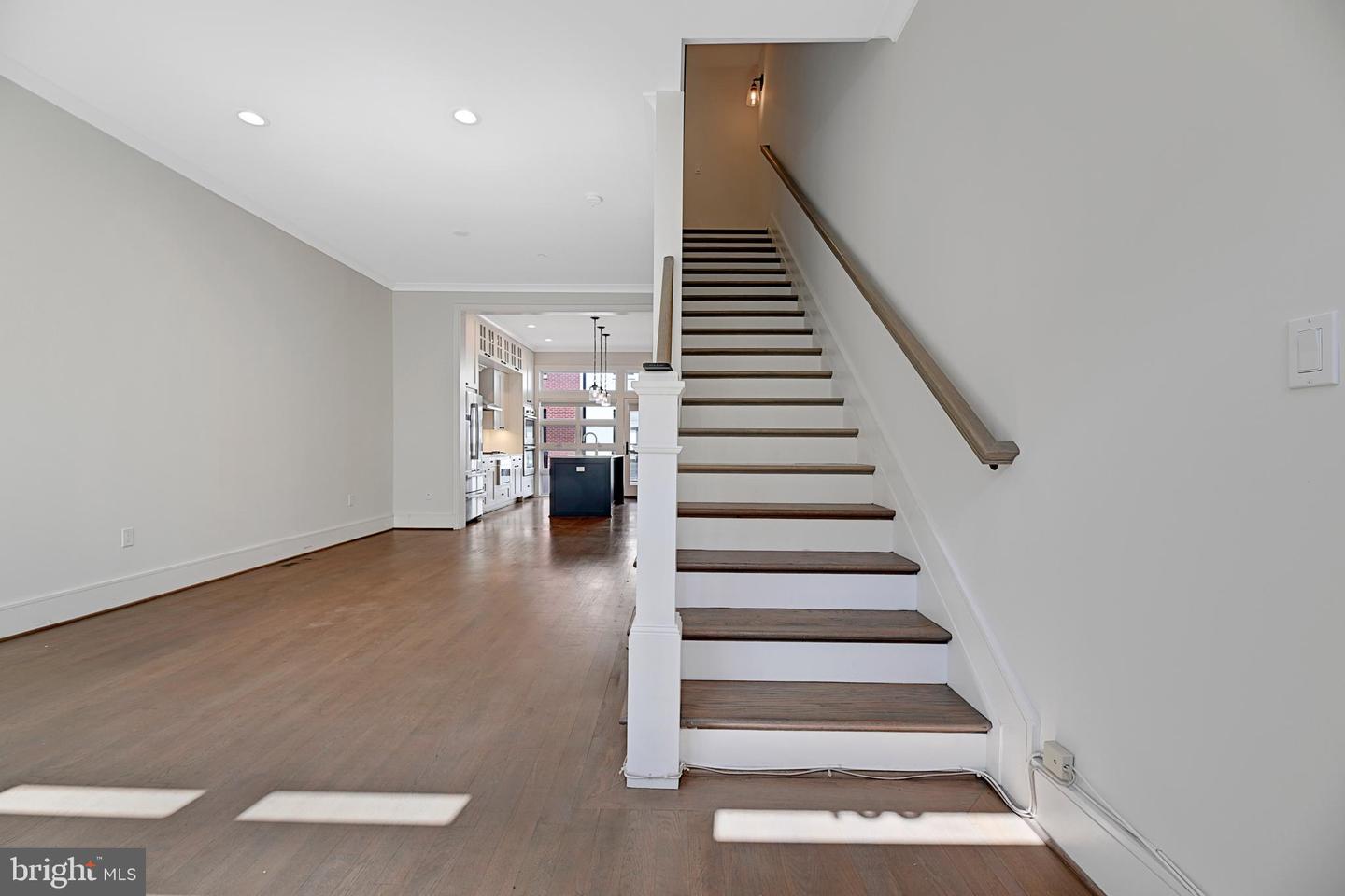 409 GUETHLER'S WAY SE, WASHINGTON, District Of Columbia 20003, 3 Bedrooms Bedrooms, ,4 BathroomsBathrooms,Residential,For sale,409 GUETHLER'S WAY SE,DCDC2199316 MLS # DCDC2199316