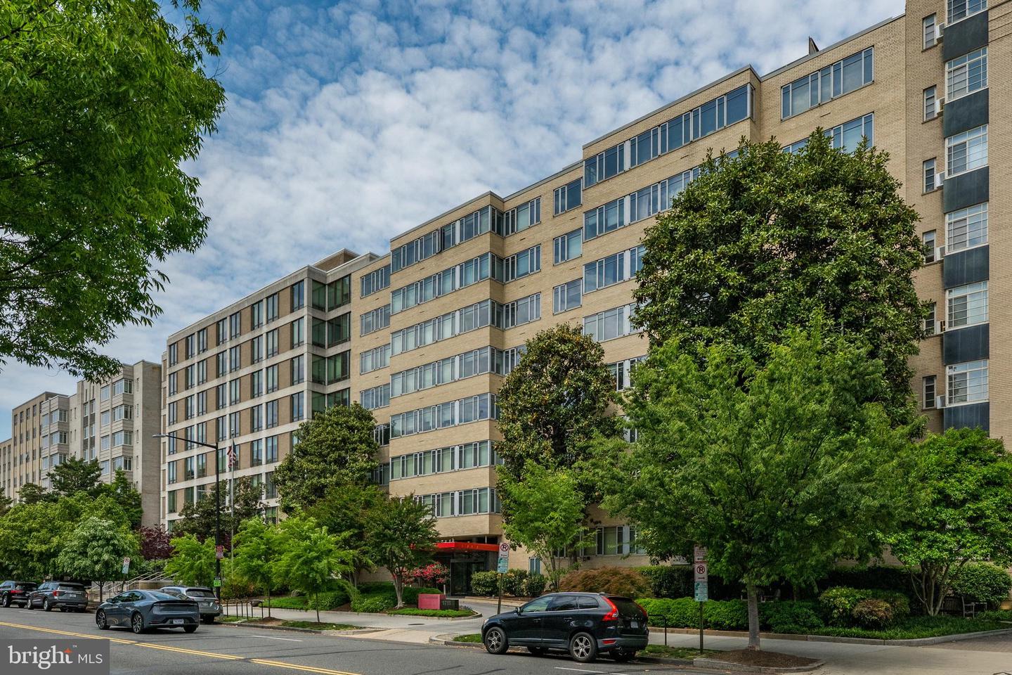 1711 MASSACHUSETTS AVE NW #627, WASHINGTON, District Of Columbia 20036, 1 Bedroom Bedrooms, ,1 BathroomBathrooms,Residential,For sale,1711 MASSACHUSETTS AVE NW #627,DCDC2199346 MLS # DCDC2199346