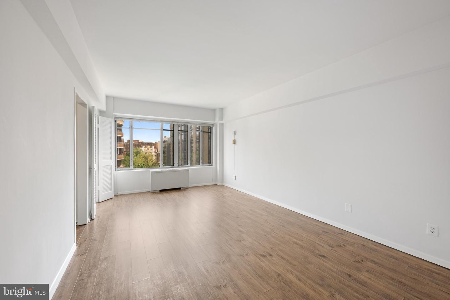 1711 MASSACHUSETTS AVE NW #627, WASHINGTON, District Of Columbia 20036, 1 Bedroom Bedrooms, ,1 BathroomBathrooms,Residential,For sale,1711 MASSACHUSETTS AVE NW #627,DCDC2199346 MLS # DCDC2199346