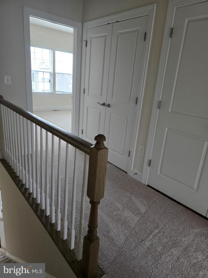 15305 LINVILLE CREEK DR, HAYMARKET, Virginia 20169, 3 Bedrooms Bedrooms, ,3 BathroomsBathrooms,Residential,For sale,15305 LINVILLE CREEK DR,VAPW2094126 MLS # VAPW2094126